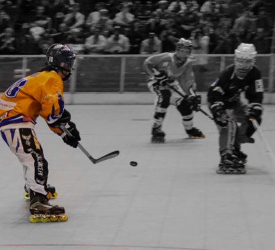 rollerhockeyaufeminin-passedecisive-christine-garcia.jpg